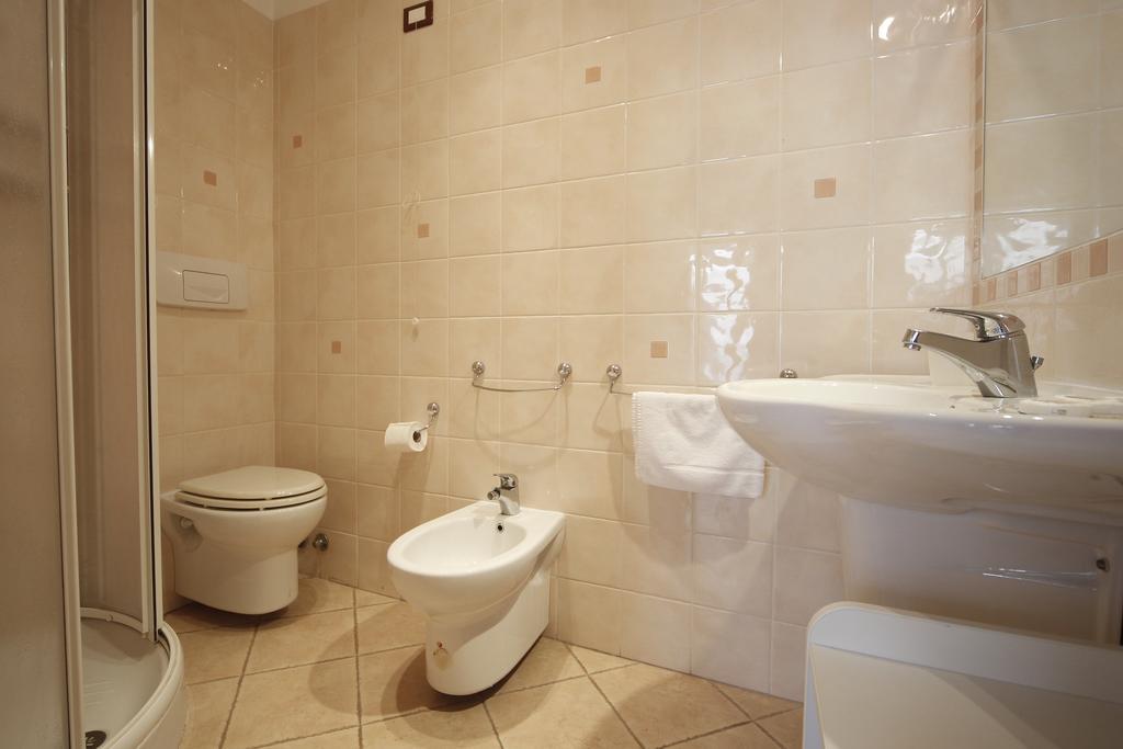 Ortigia Camere Con Vista Da Giulio B&B Syracuse Ngoại thất bức ảnh