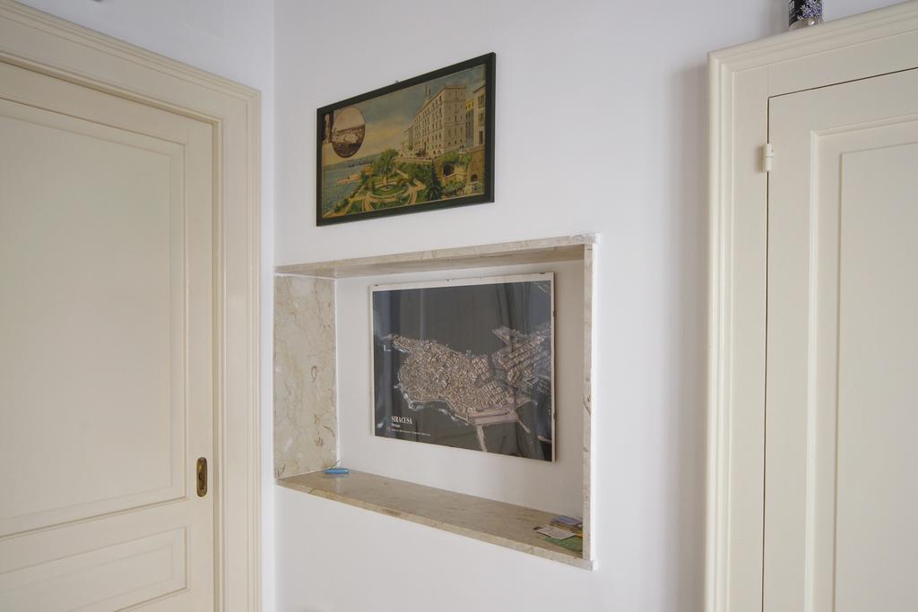 Ortigia Camere Con Vista Da Giulio B&B Syracuse Ngoại thất bức ảnh